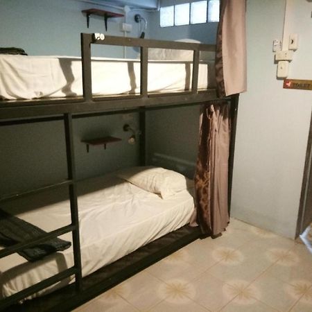 The 25 Hostel Хат Яй Екстериор снимка